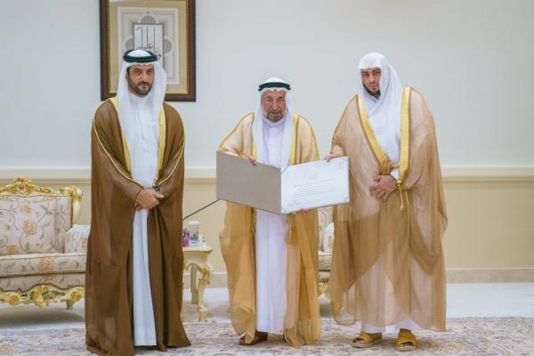 سلطان: رعاية القرآن الكريم وتوقير أهله تقدير للمكانة العظيمة لكتاب الله