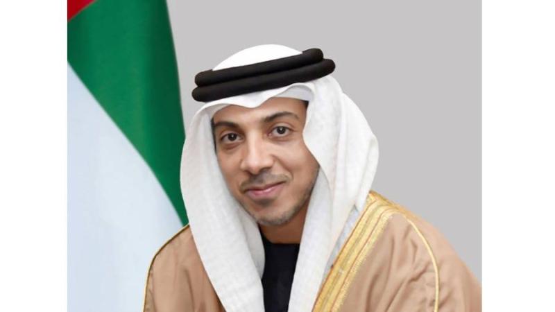 منصور بن زايد: الإمارات بقيادة محمد بن زايد نجحت في تكوين نموذج تعليمي متميز