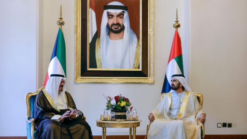 محمد بن راشد يبحث ورئيس الوزراء الكويتي تعزيز الشراكة بين البلدين
