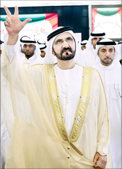 محمد بن راشد نهيان بن مبارك مثال للجد والإخلاص في عمله من أجل الوطن