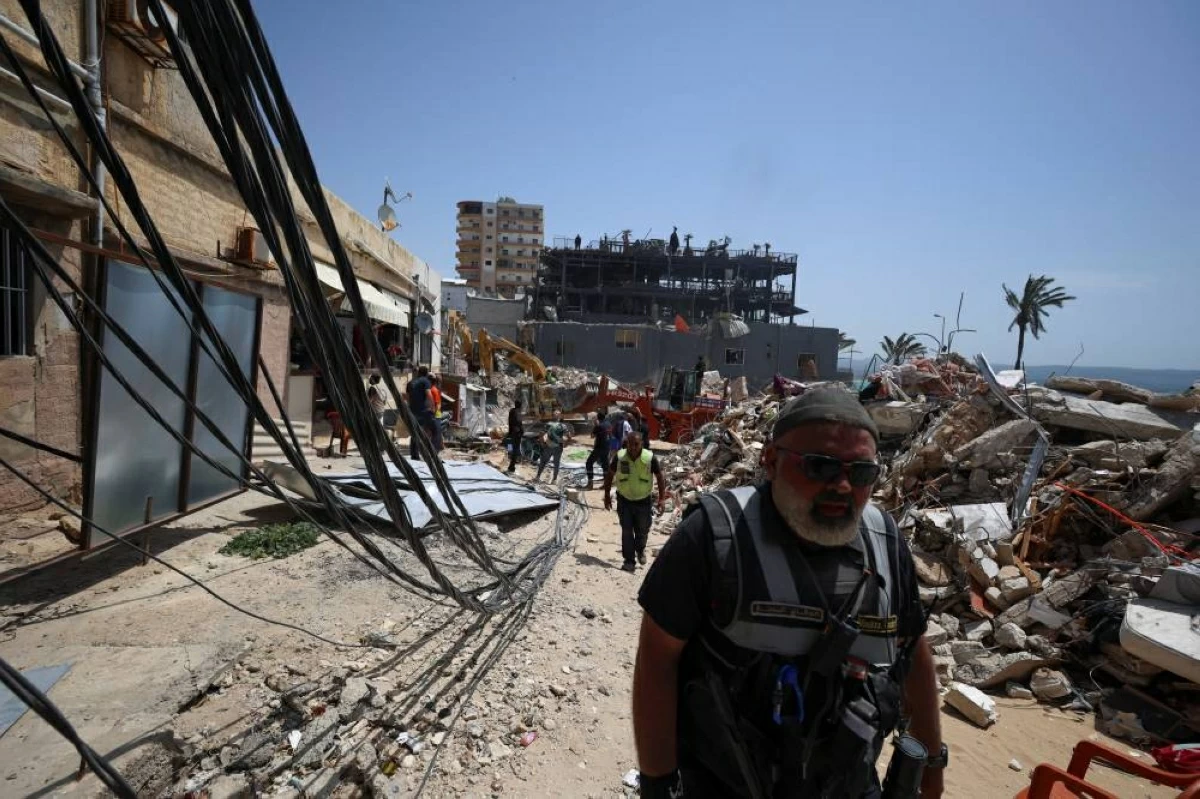 2026-04-17T102046Z_1048740262_RC2XQKAHFYK2_RTRMADP_3_IRAN-CRISIS-LEBANON-ISRAEL-1776421626(3)
