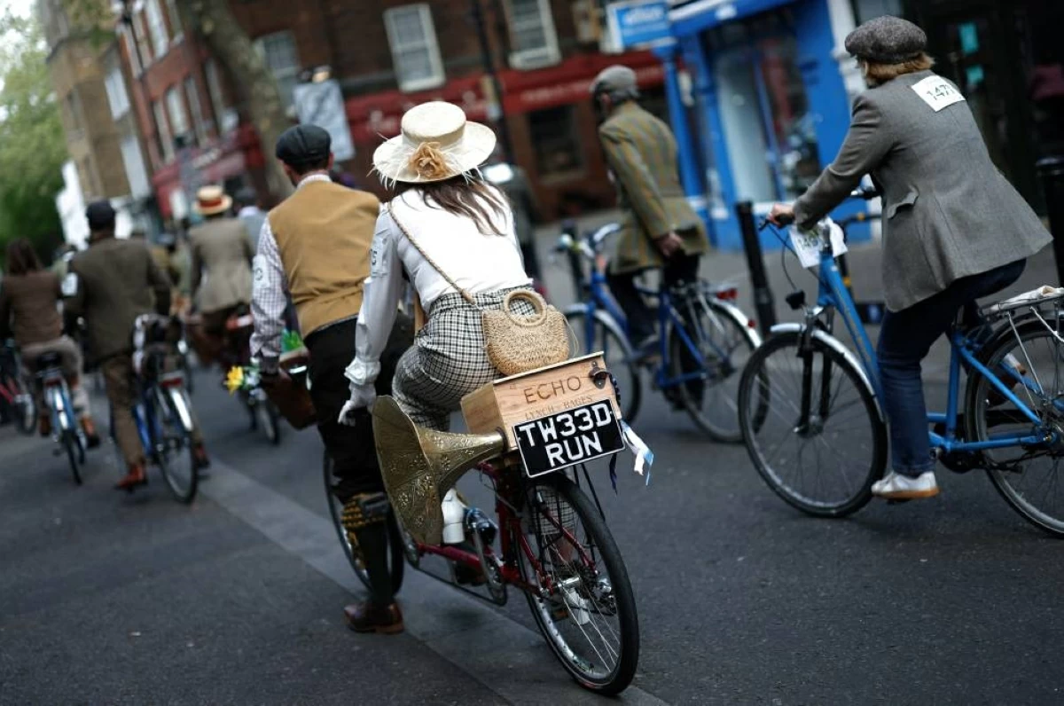 «تويد رن» سباق الأناقة الكلاسيكية في شوارع لندن