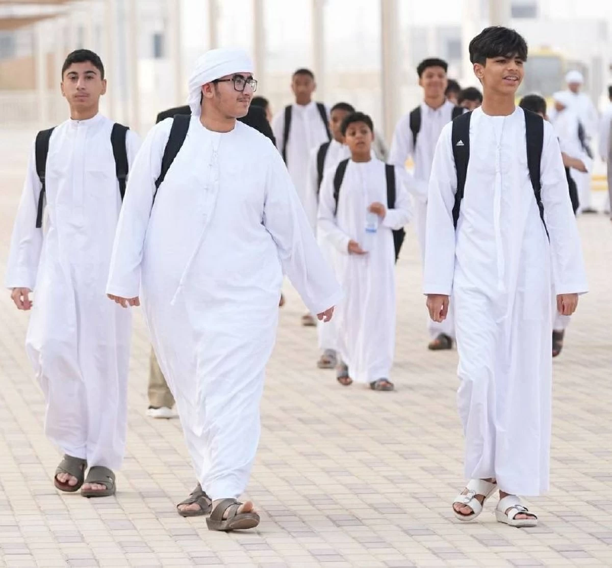 استئناف التعليم الحضوري غداً.. والنقل بالحافلات المدرسية