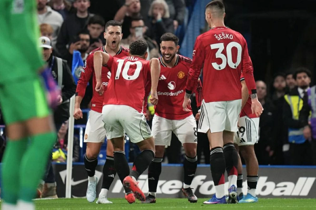 كونيا يحتفل بهدف المباراة الوحيد