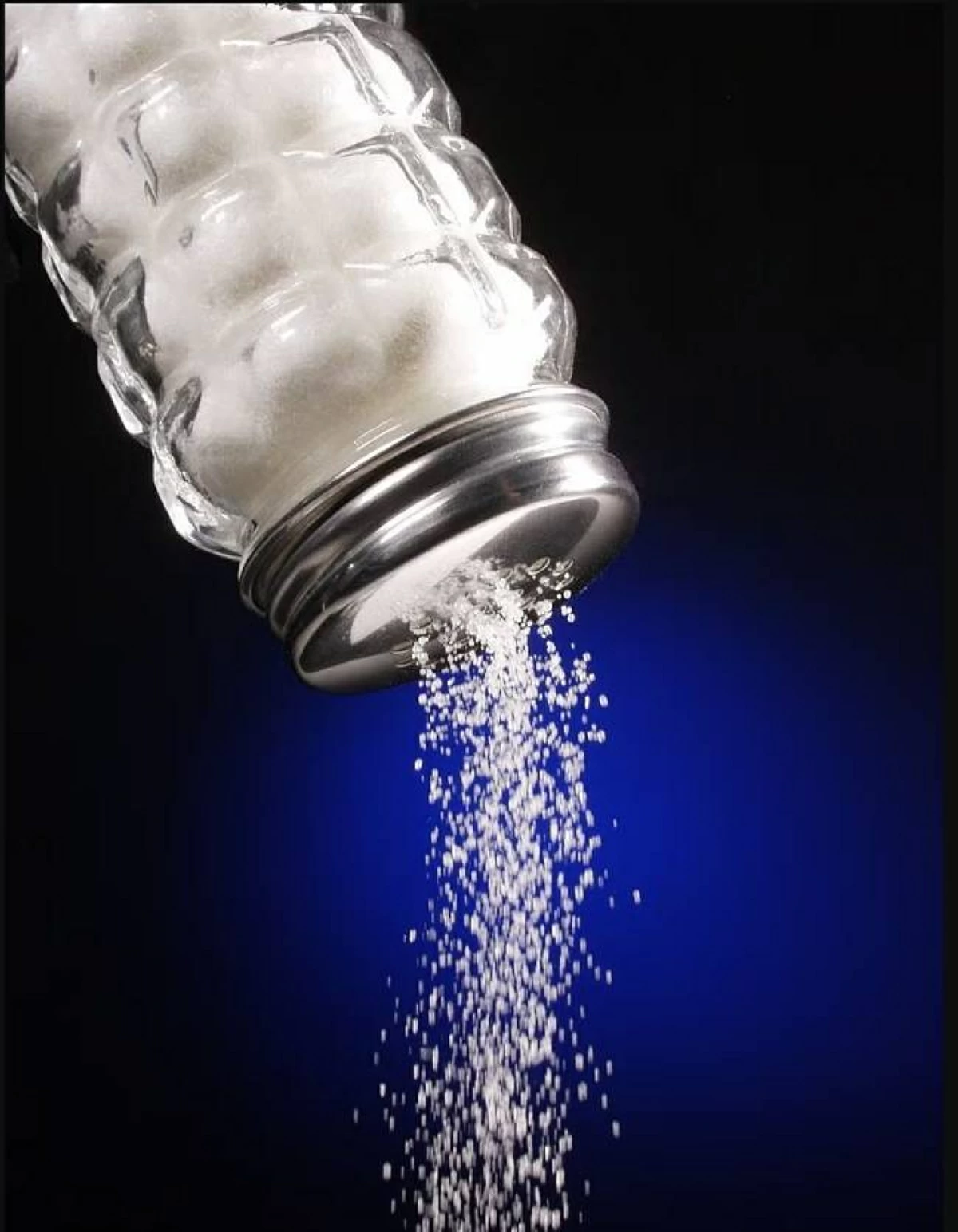 تناول الملح يرتبط بتدهور ذاكرة الرجال