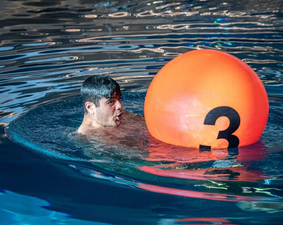 من منافسات سابقة