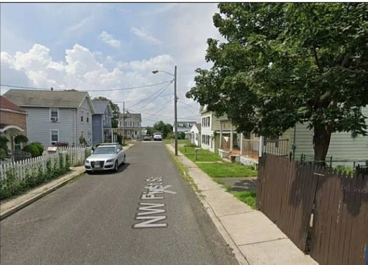 شارع فيرست ستريت