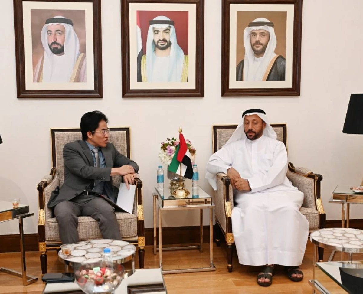 «غرفة الشارقة» وفيتنام تبحثان تنمية التعاون الاقتصادي