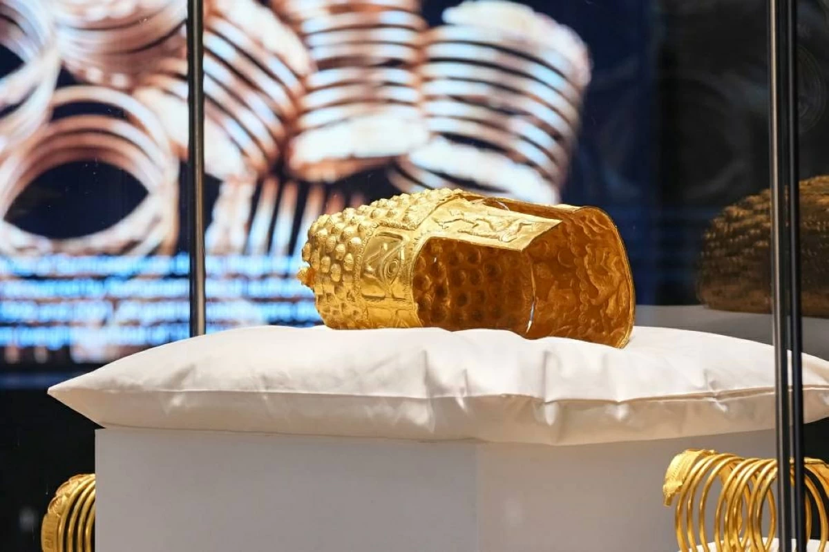 الخوذة النادرة (أ.ب) 
