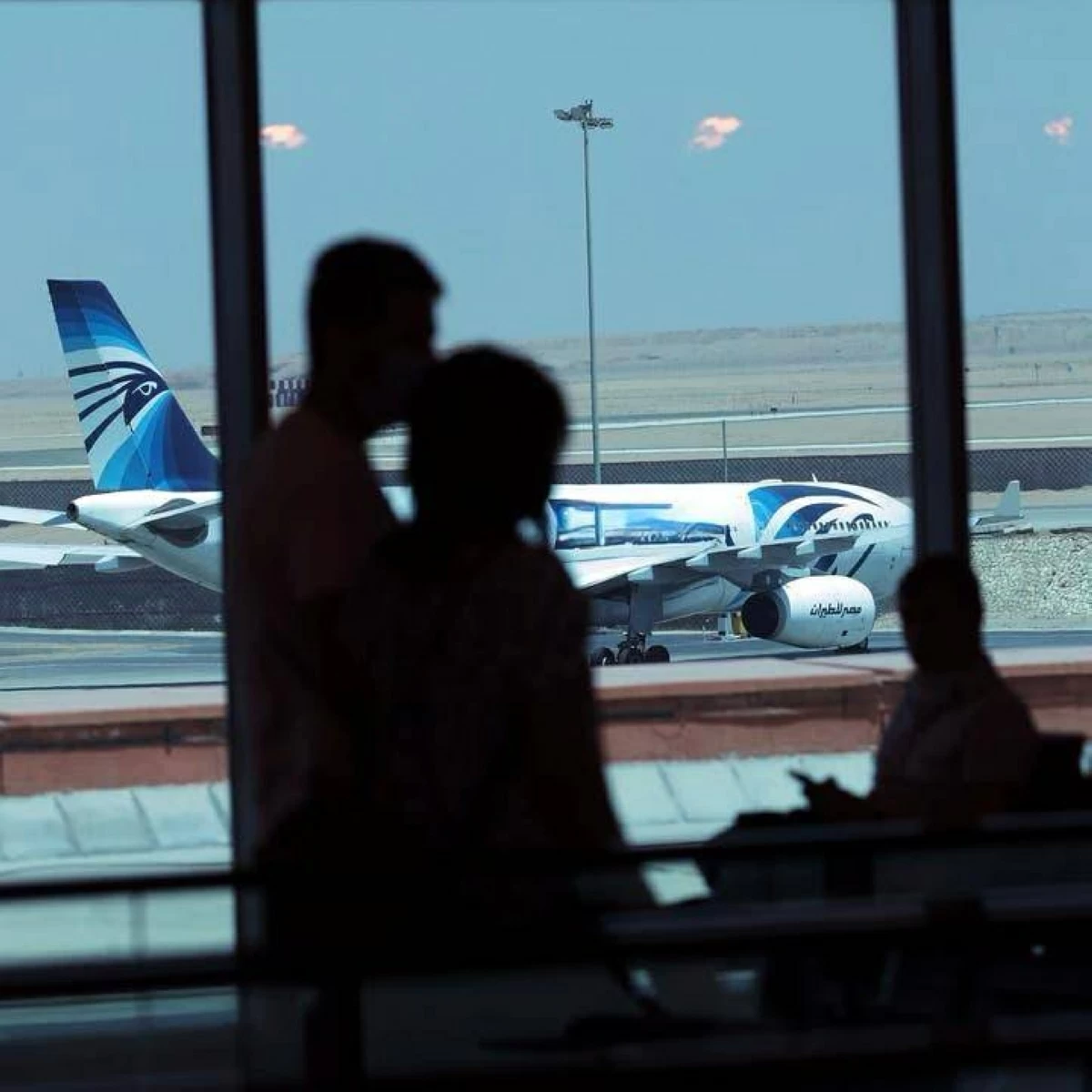 تعليمات شركات الطيران قبل تغيير الساعة في مصر