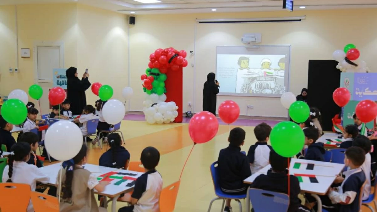 «محطات ثقافية» تتواصل في كلباء وخورفكان