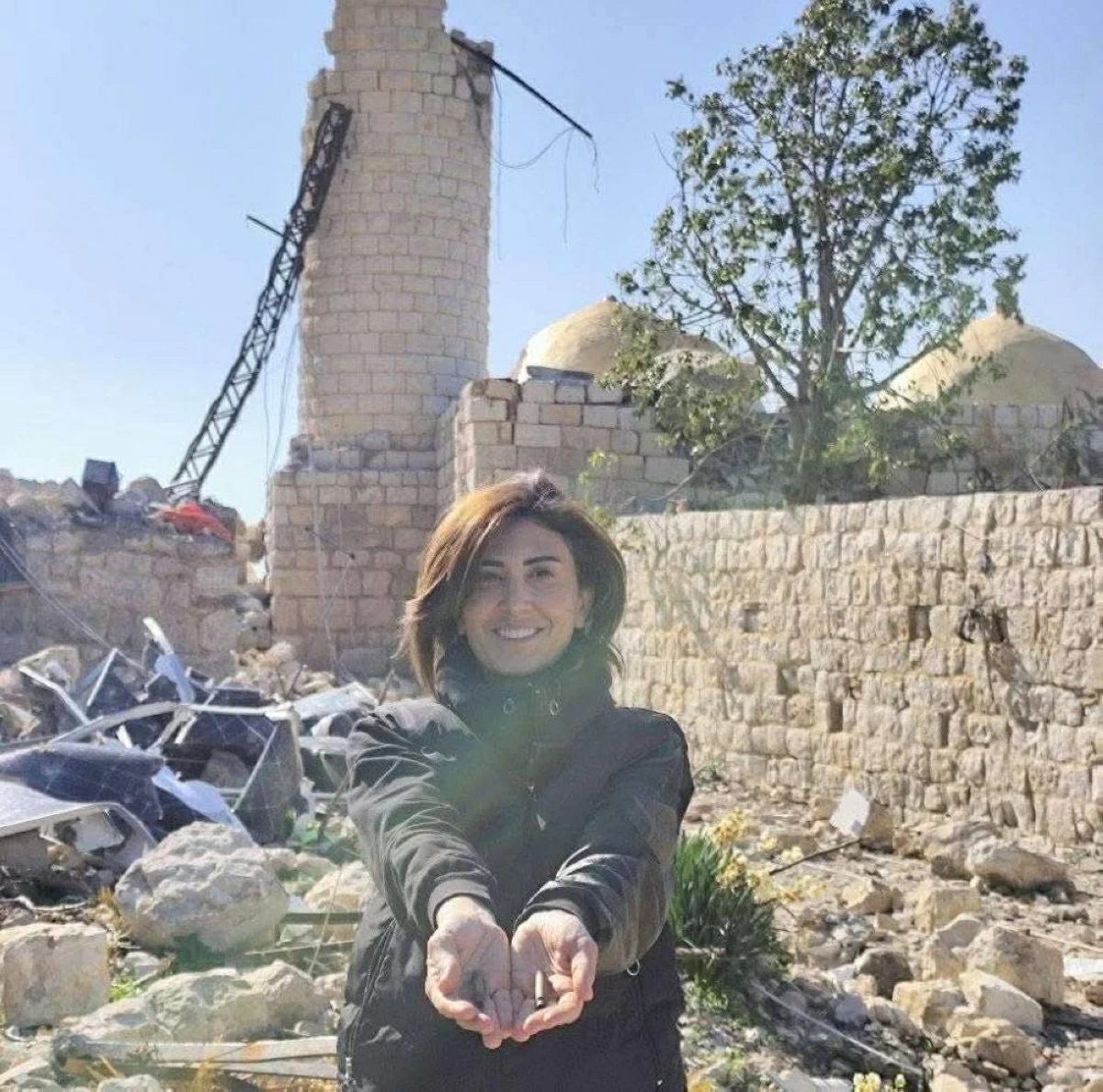 مقتل الصحفية اللبنانية آمال خليل في غارة إسرائيلية