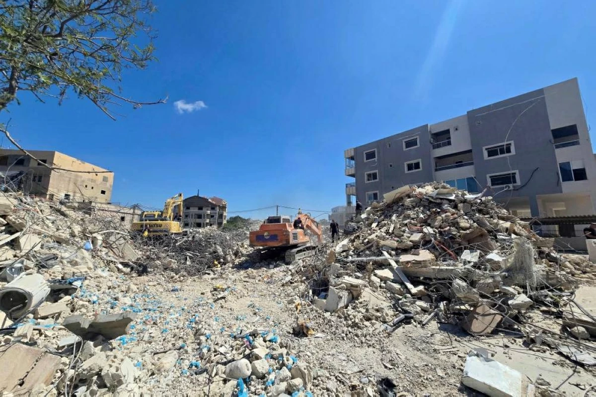 إسرائيل تصعّد هجماتها في جنوب لبنان وتوقع قتلى وجرحى