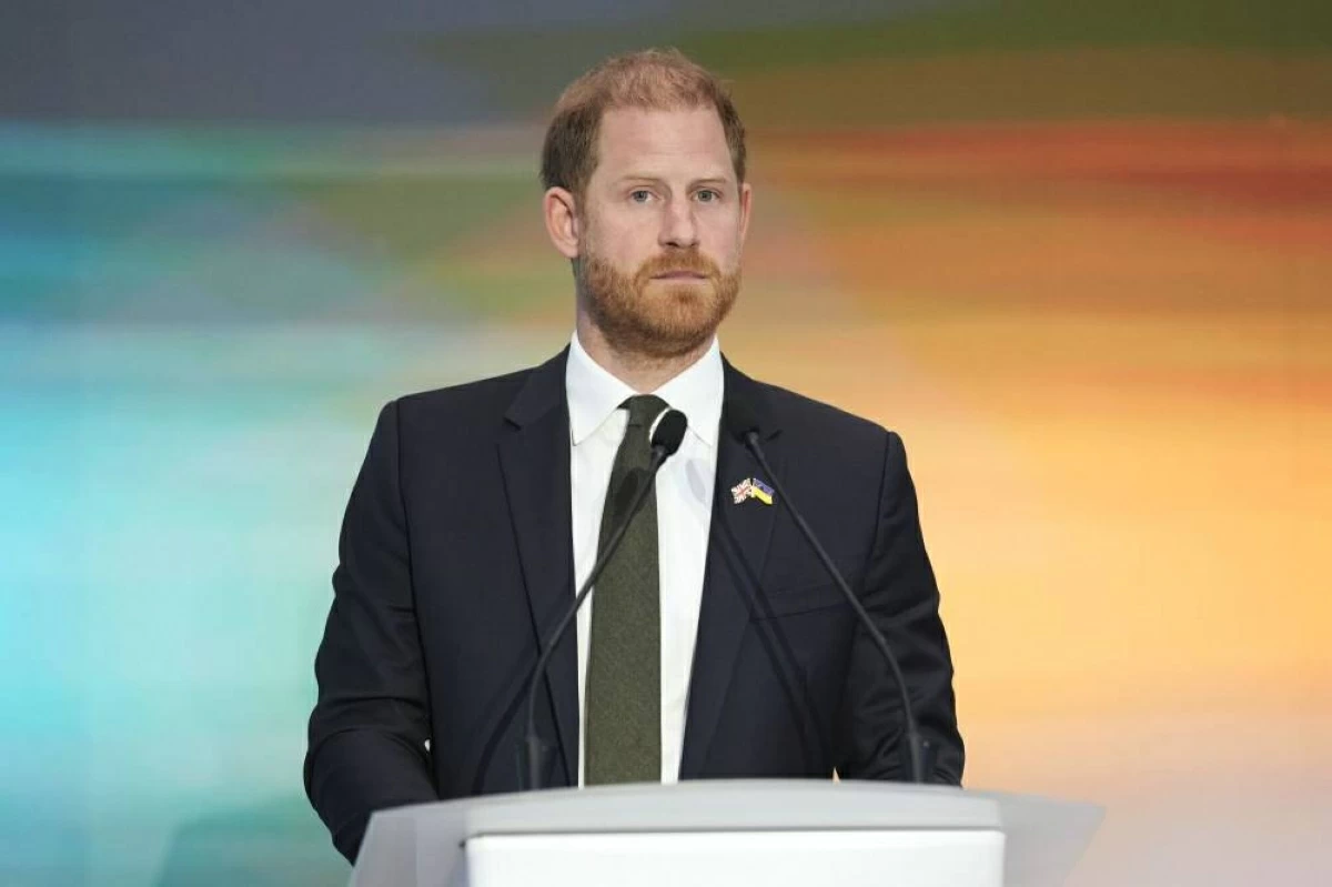 الأمير هاري يصل إلى كييف لدعم الجنود الأوكرانيين