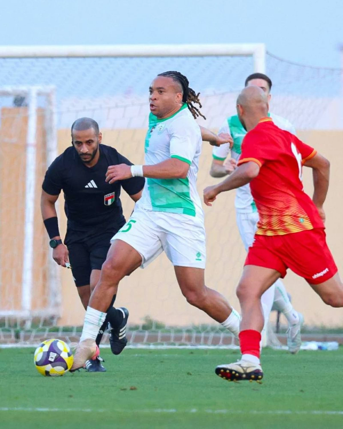 من مباريات دوري االدرجة الأولى