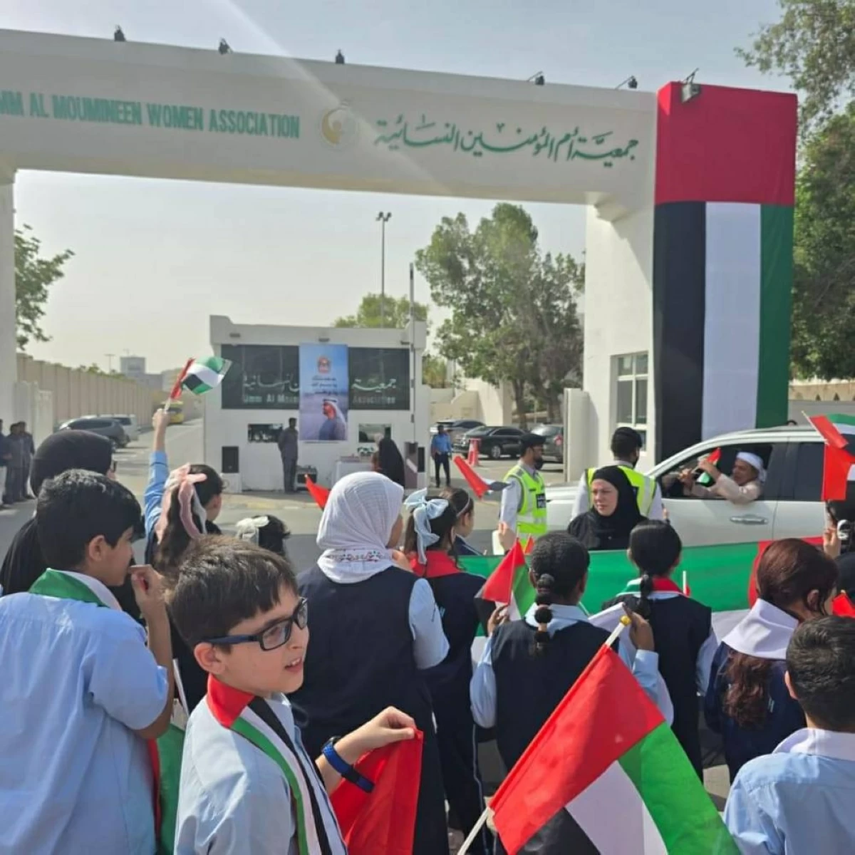 مسيرة طلابية ترسّخ الوحدة والتكاتف