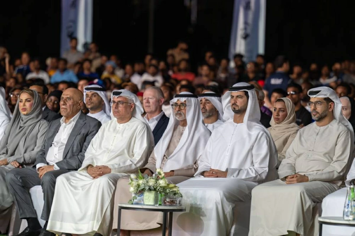 نهيان بن مبارك: الإمارات تواجه التحديات بثقة.. ورعاية العمال واجب