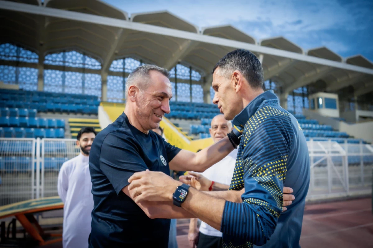 الفتح يستضيف الخليج في أول مباراة لبديل دونيس