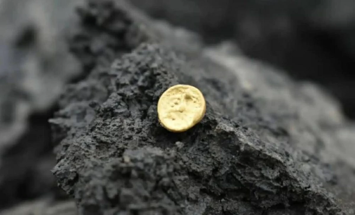 اكتشاف عملات ذهبية في موقع أثري بالتشيك