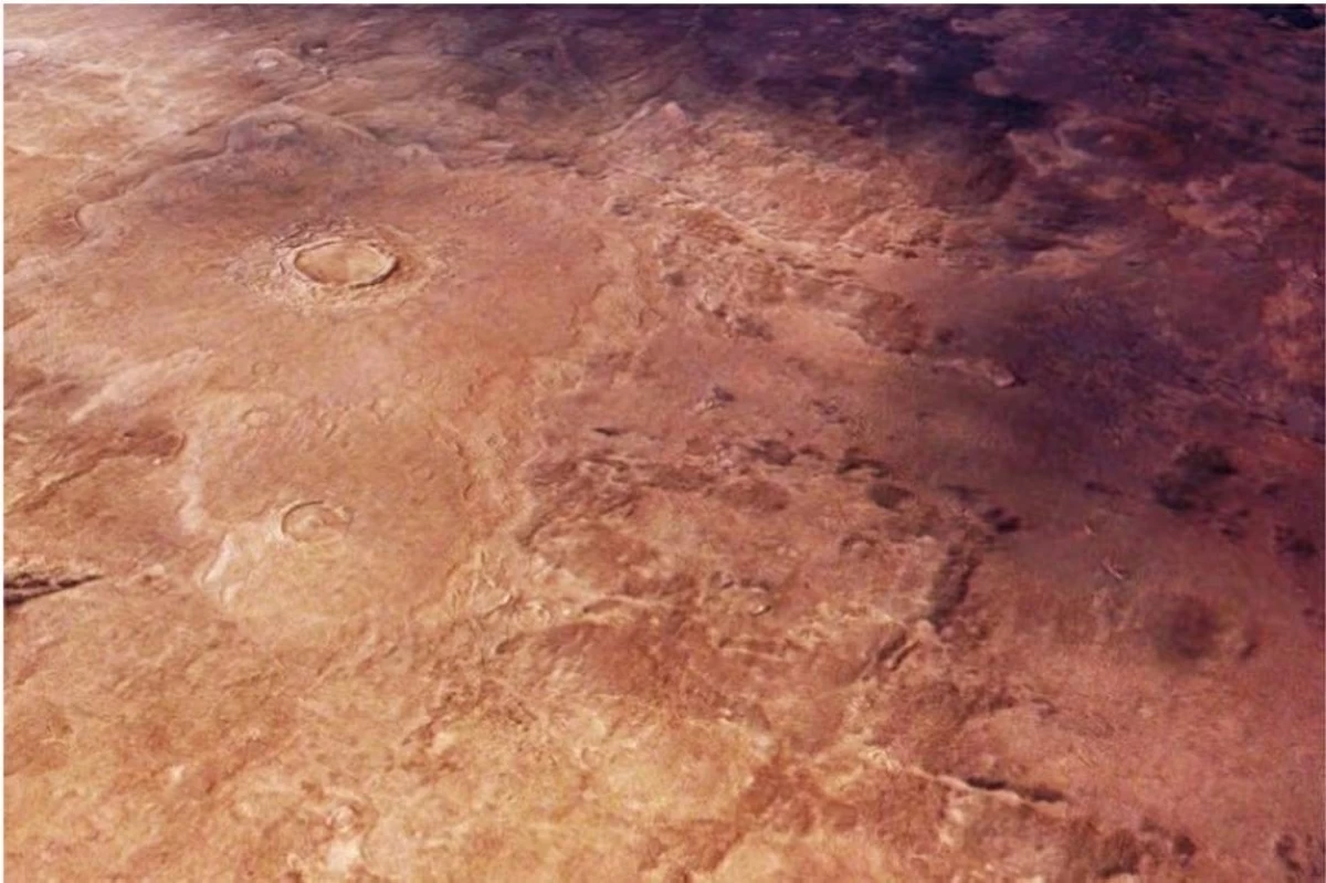 ظل بركاني يتمدد على المريخ