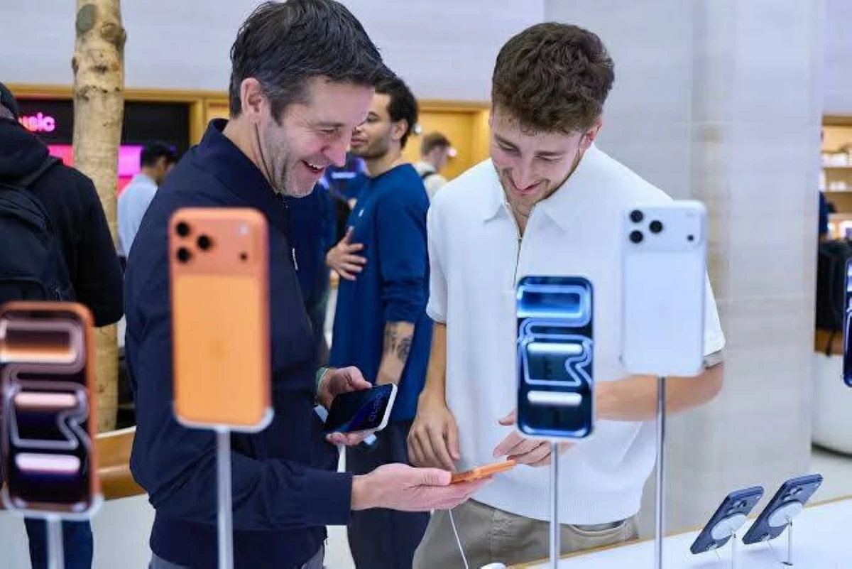     10
 منتجات جديدة منتظرة من أبل..كيف سيصنع جون تيرنوس ثورة في عالم آيفون؟
 