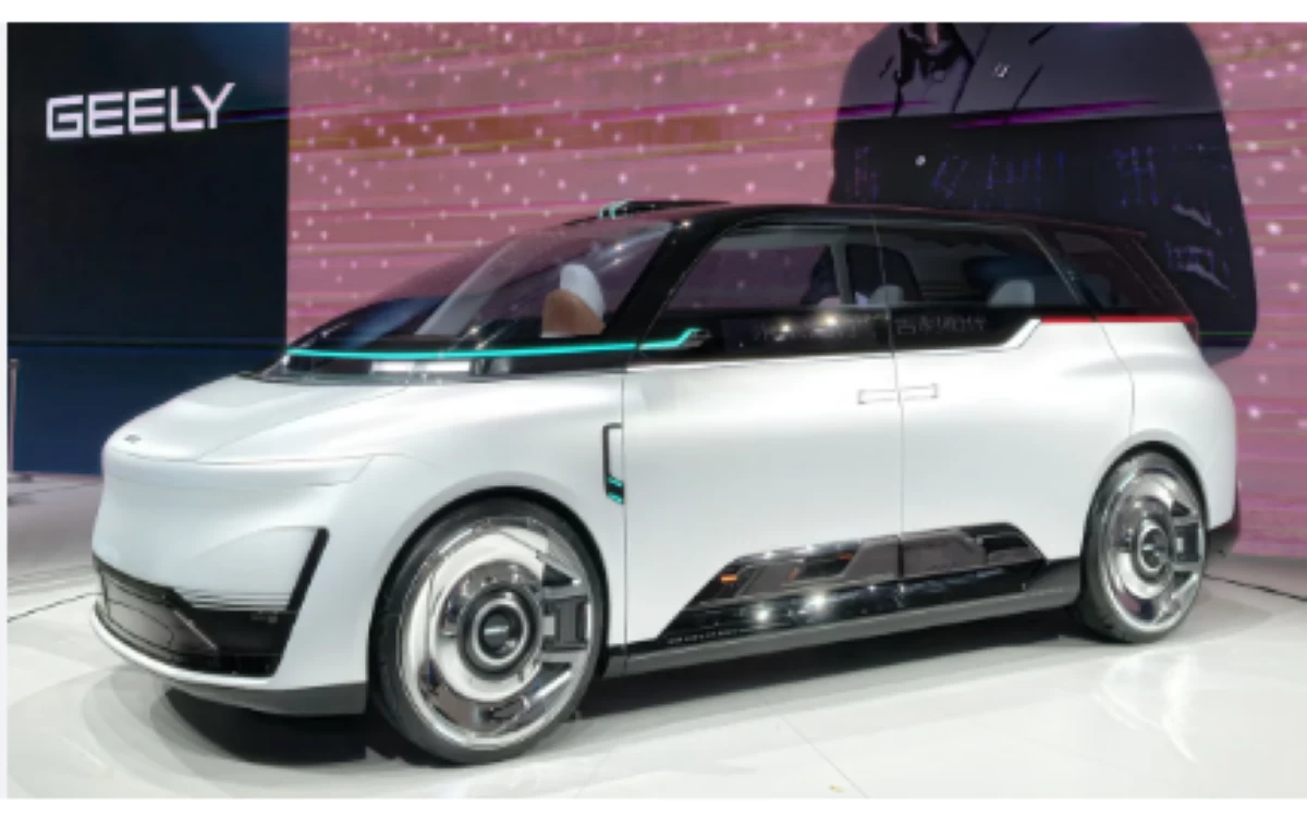 «روبوتاكسي» صيني ينطلق في أبوظبي العام المقبل