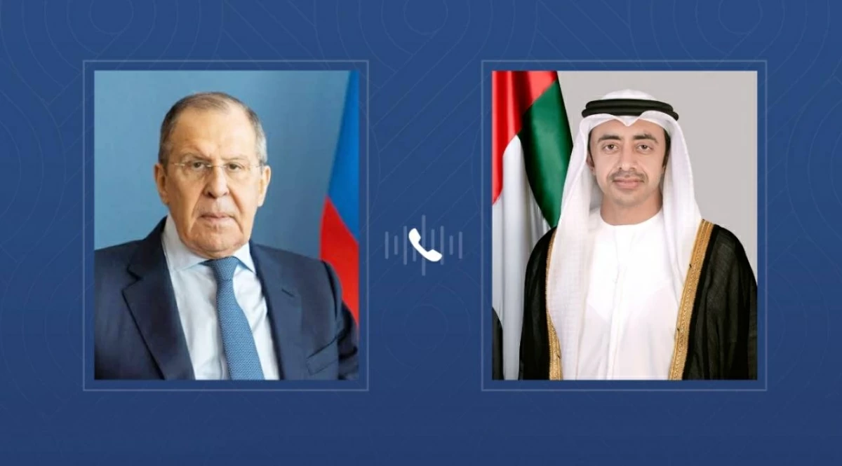 عبدالله بن زايد ولافروف يبحثان سبل تخفيف التصعيد في المنطقة