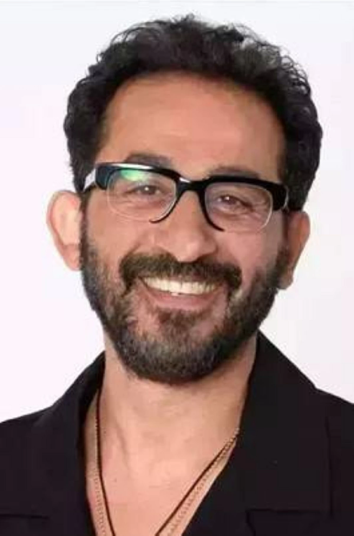 أحمد حلمي يعود للسينما بفيلمين بعد غياب 4 سنوات