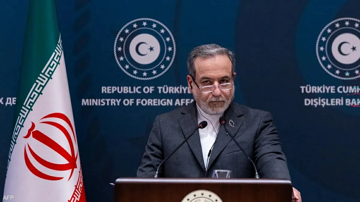 عراقجي يلتقي قائد الجيش الباكستاني في إسلام آباد