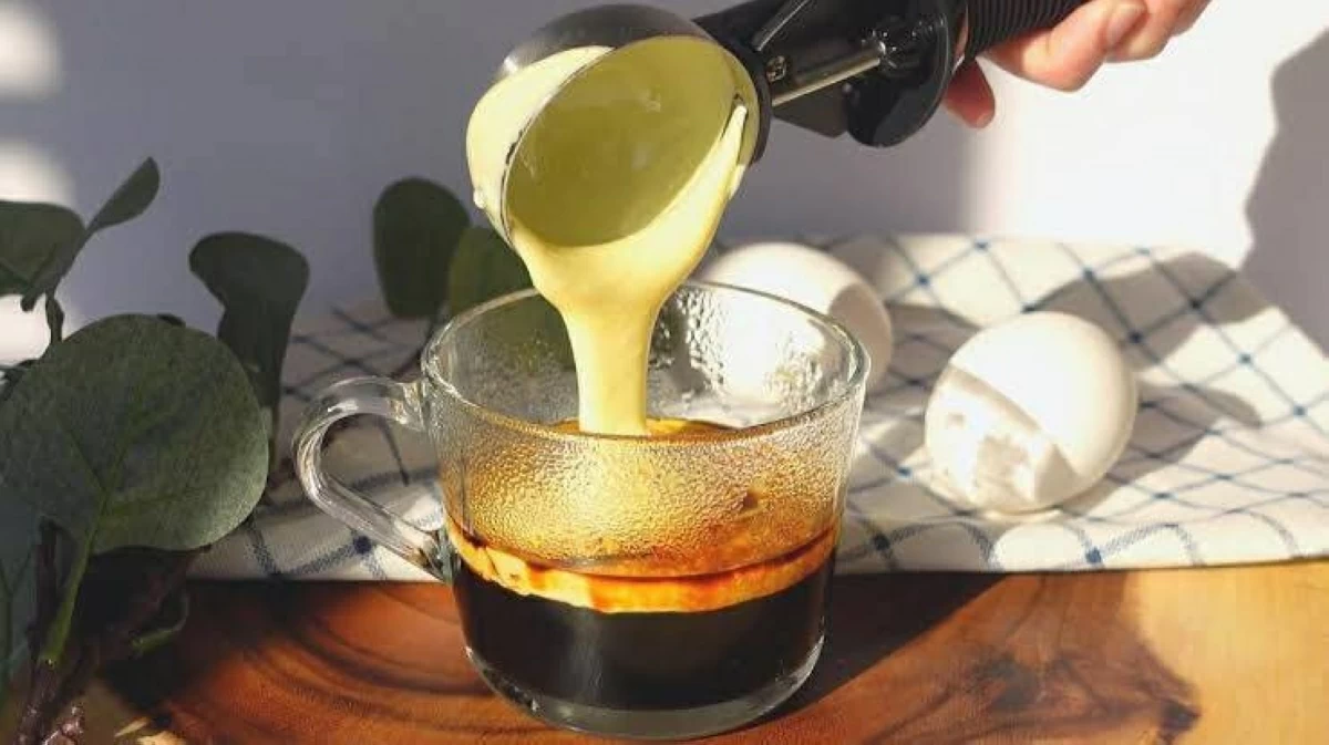 قهوة البيض تثير المخاوف.. خبراء يحذرون من مخاطر صحية قاتلة