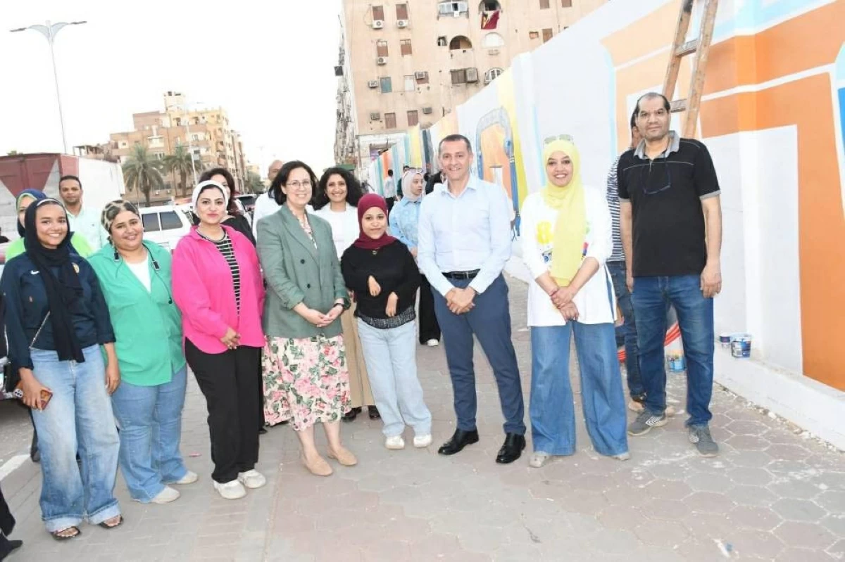 مشروع فني لتجميل أسوان بجدارية «تراثنا بعيوننا»
