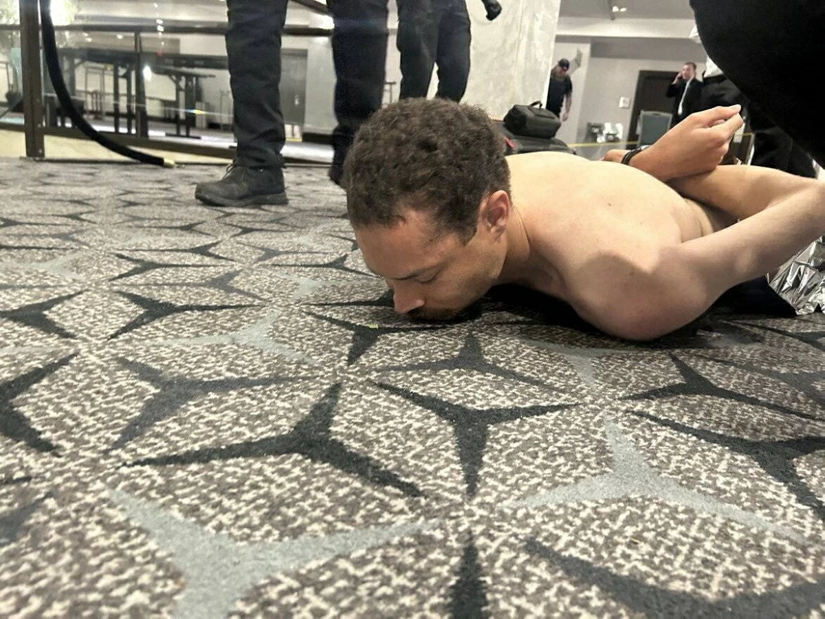  «بندقية» و«سكاكين»..أسلحة مهاجم «عشاء المراسلين» لاستهداف ترامب