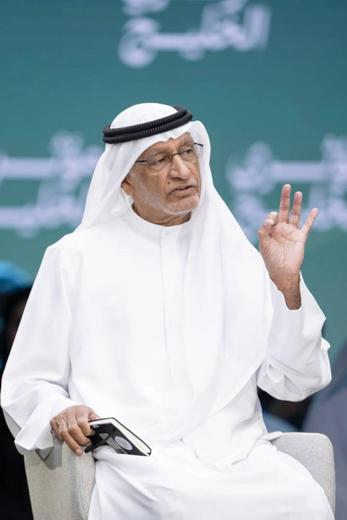 جلسة تعيد تقييم سياسة «الاحتواء اللين» في التعامل مع التحديات الإقليمية