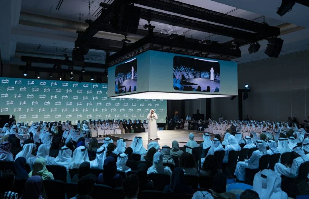 العطر: إيصال صوت الخليج وروايته للعالم ضرورة ملحة
