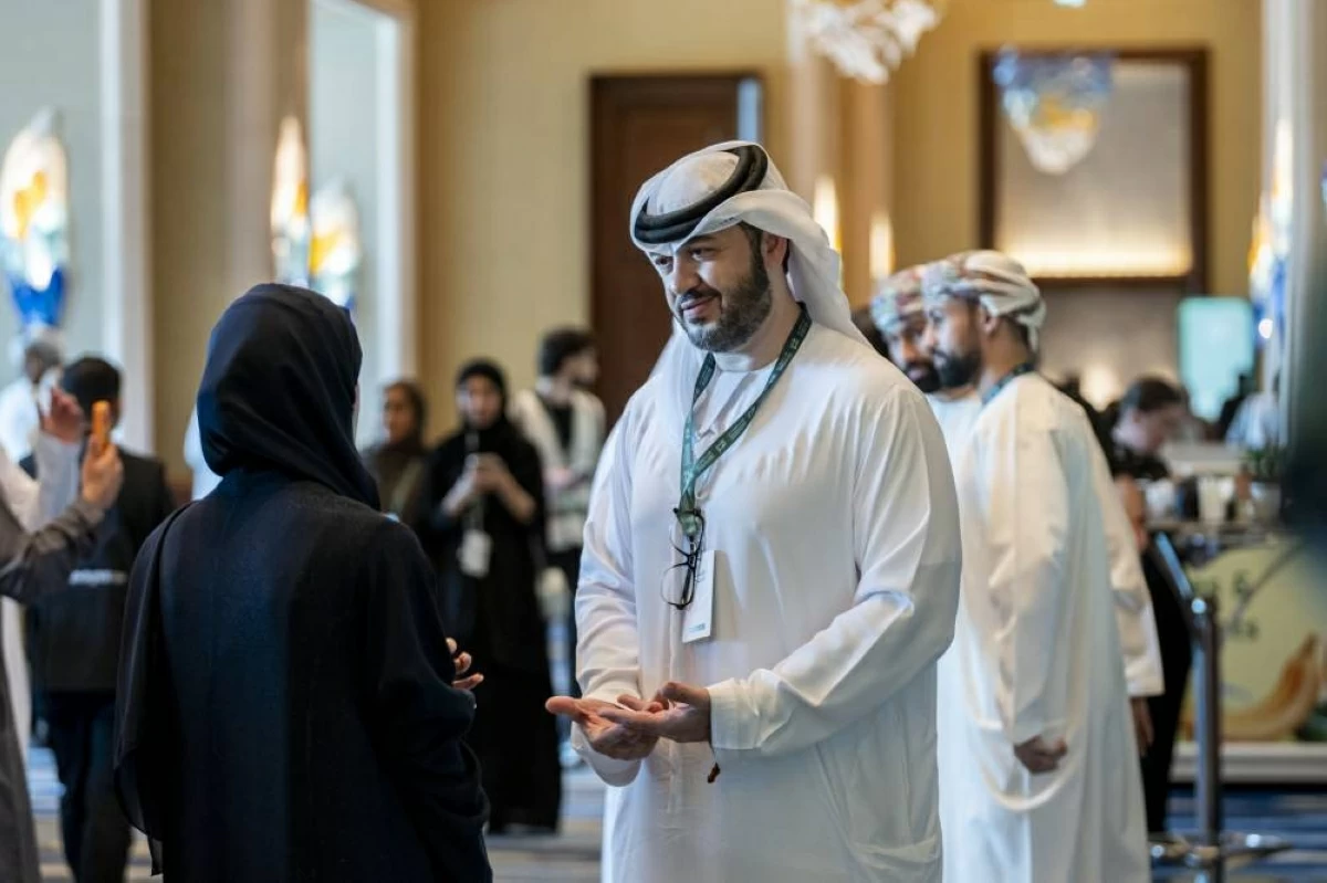 العطر: إيصال صوت الخليج وروايته للعالم ضرورة ملحة