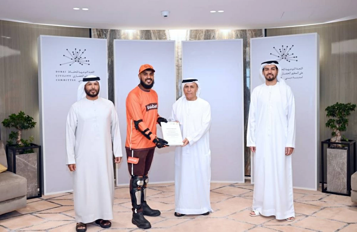 دبي تكرم أفراداً لدورهم الفاعل في التعامل مع المنخفض الأخير وحماية البيئة