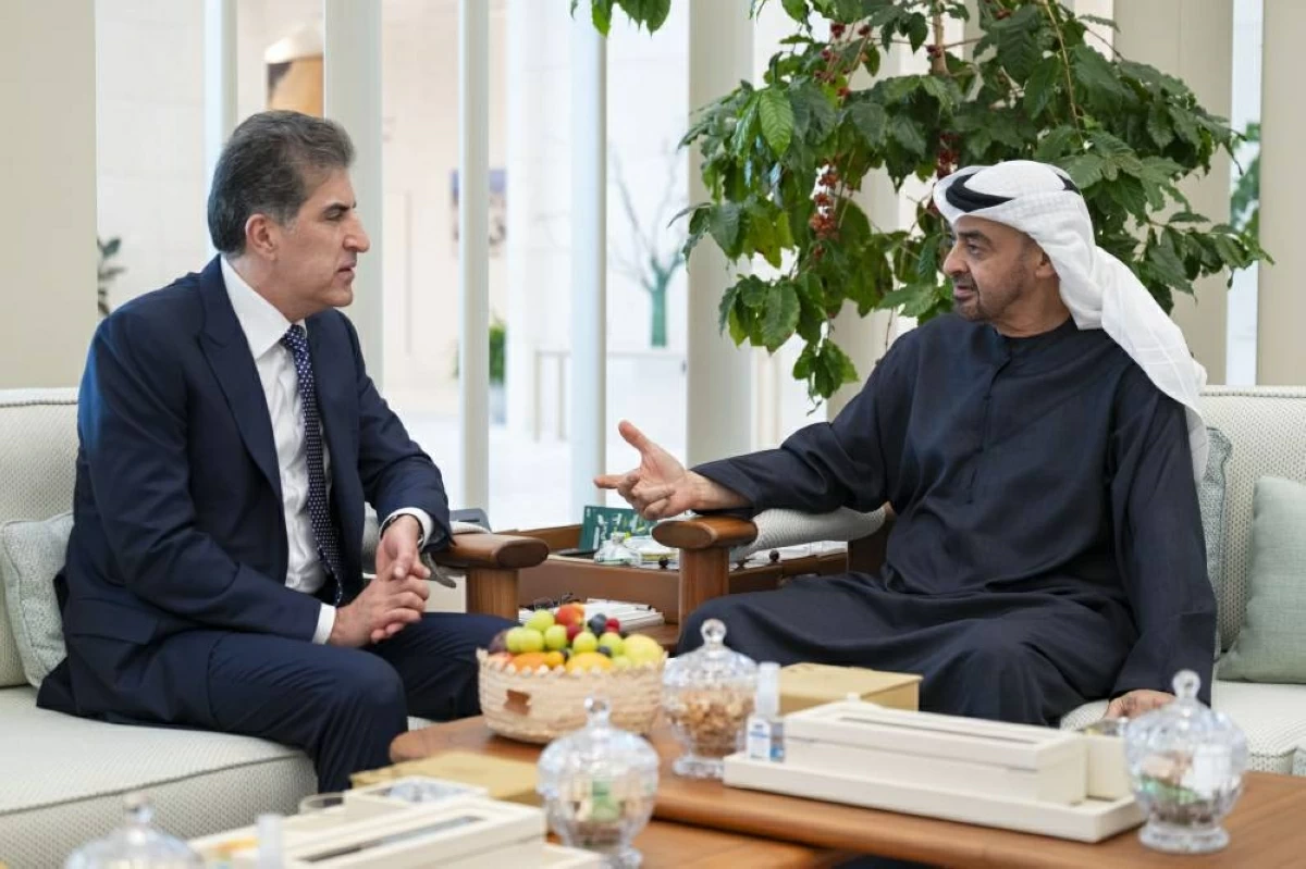 عاجل| محمد بن زايد ورئيس إقليم كردستان العراق يبحثان التطورات الإقليمية #صحيفة_الخليج 