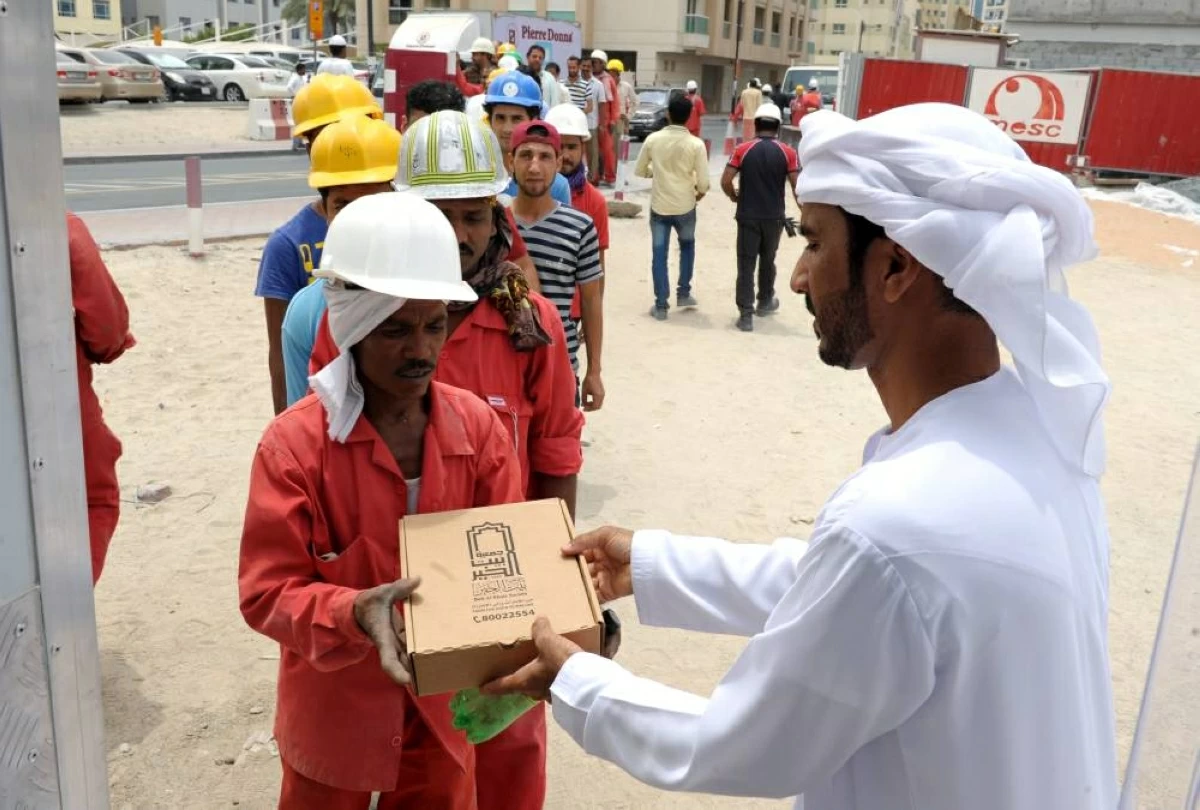 «بيت الخير» توزع 3,8 مليون وجبة على العمال