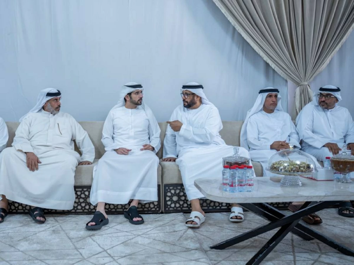 حمدان بن محمد يعزي في وفاة خليفة سليم العامري