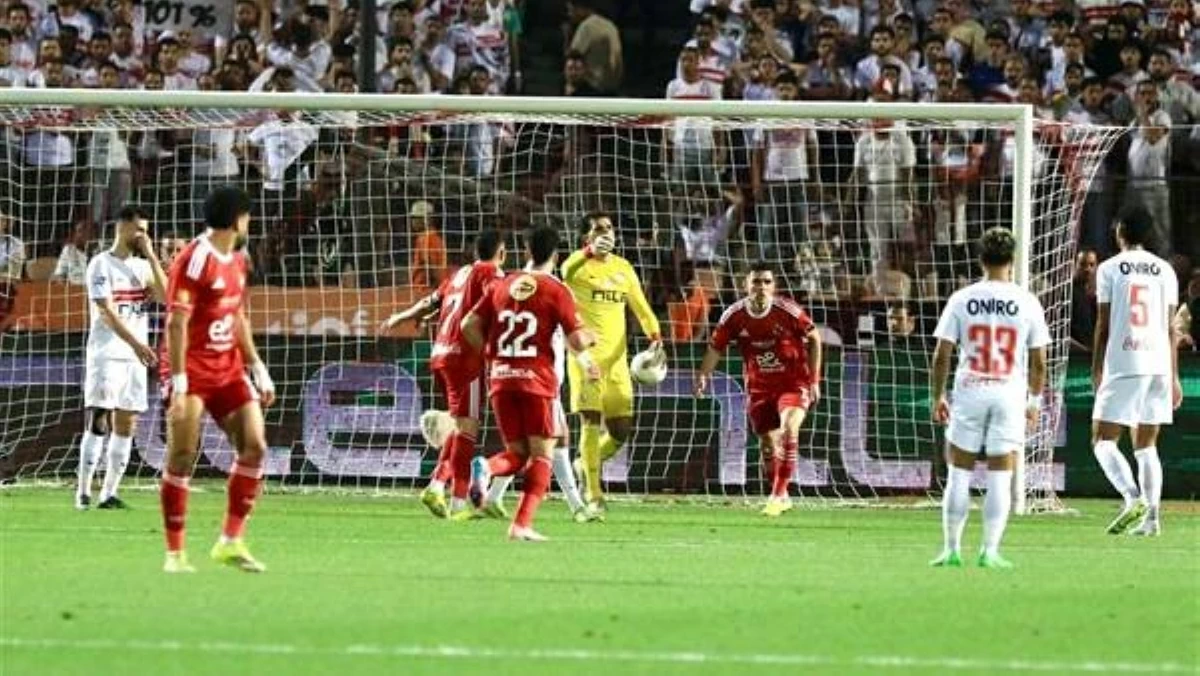 الأهلي يفوز على الزمالك بثلاثية ويشعل الدوري المصري (فيديو)