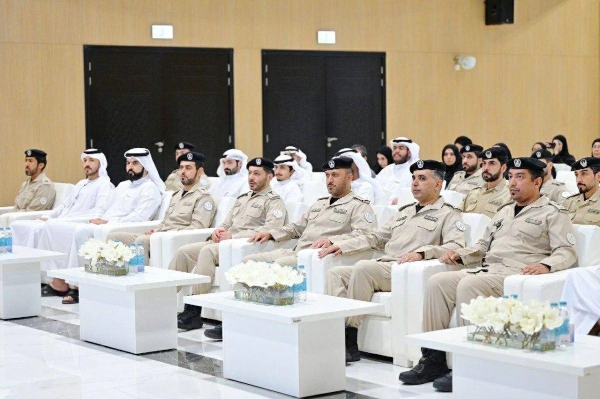 شرطة الشارقة تستعرض نظام إدارة الأحداث الأمنية