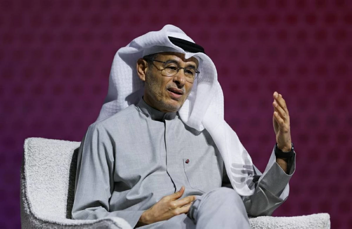 محمد العبار متحدثاً خلال جلسة نقاشية في مؤتمر 'اصنع في الإمارات' (رويترز)