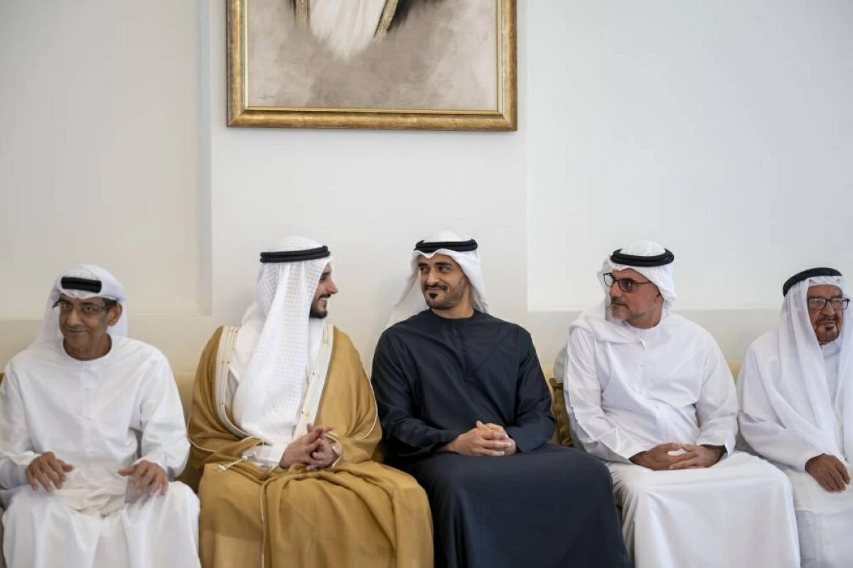 زايد بن محمد يحضر حفل استقبال بمناسبة زفاف محمد الحوسني