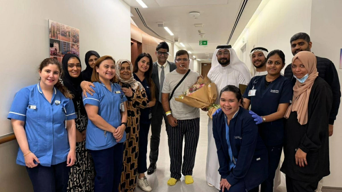 المريض يستعد للمغادرة بعد علاجه