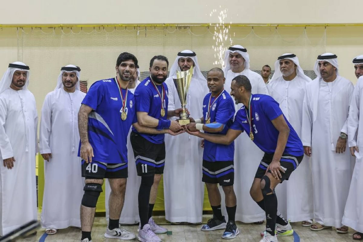 النصر والذيد في نهائي كأس الوطن لليد (( محمد شعلان ))