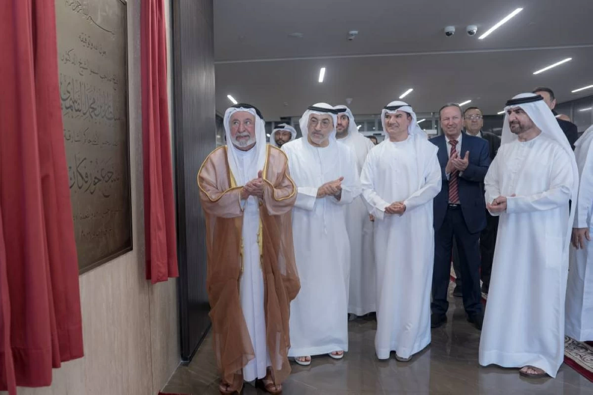 سلطان يفتتح منتجع خورفكان بــ 700 مليون