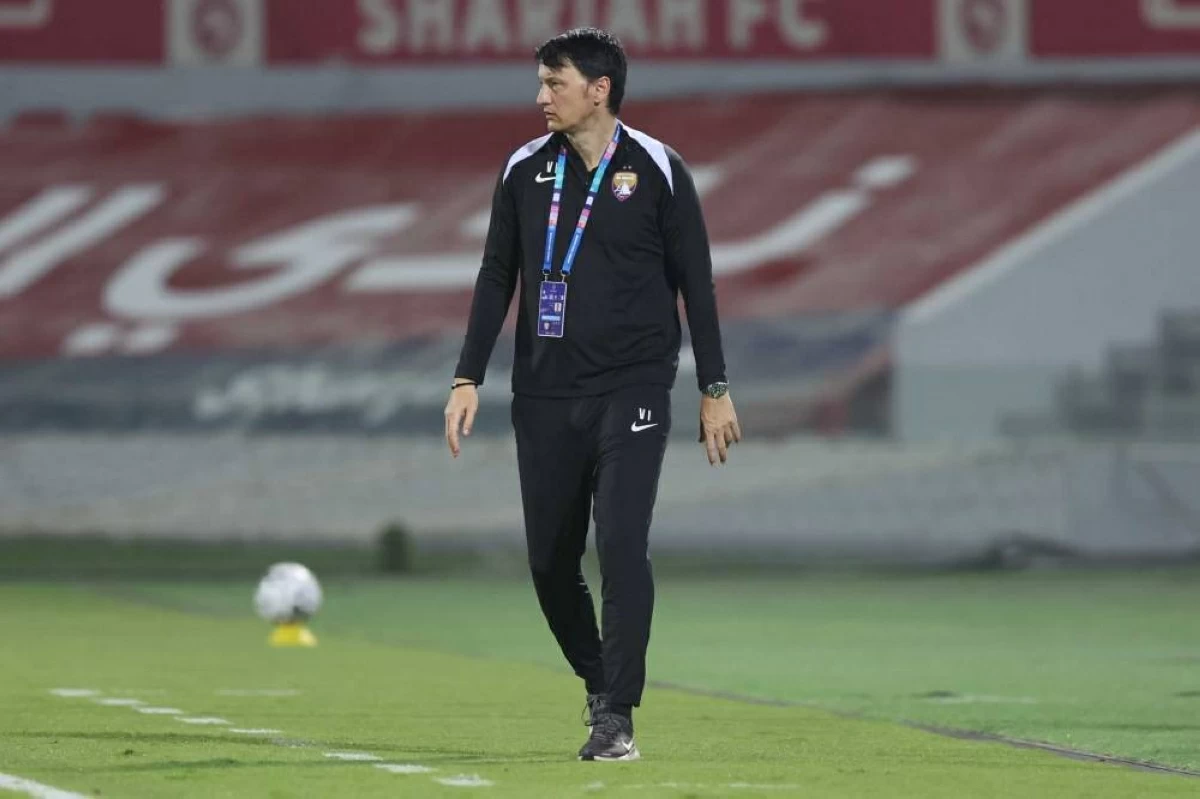إيفيتش مدرب العين ( تصوير: هيثم الخاتم)