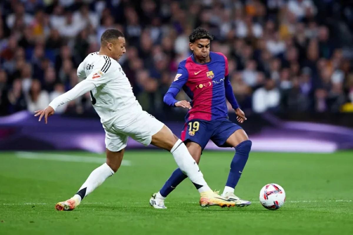 برشلونة ضد ريال مدريد.. موعد البث المباشر والتشكيل المتوقع والقنوات الناقلة