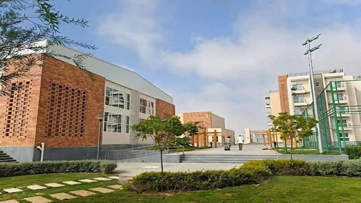 السيسي وماكرون يفتتحان مقرها الجديد.. ما هي جامعة سنجور؟