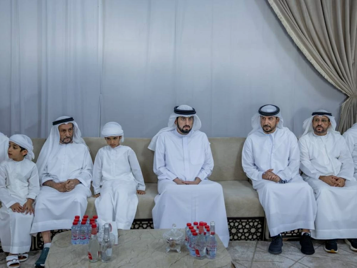 أحمد بن محمد يعزي في وفاة حاضر جمعه المهيري